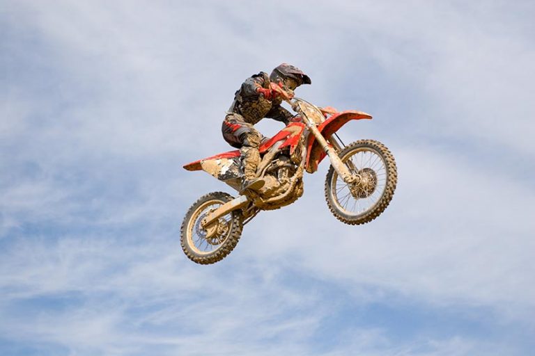 dirt-bike-jumping-tips-for-beginners-in-easy-steps-dirt-bike-it